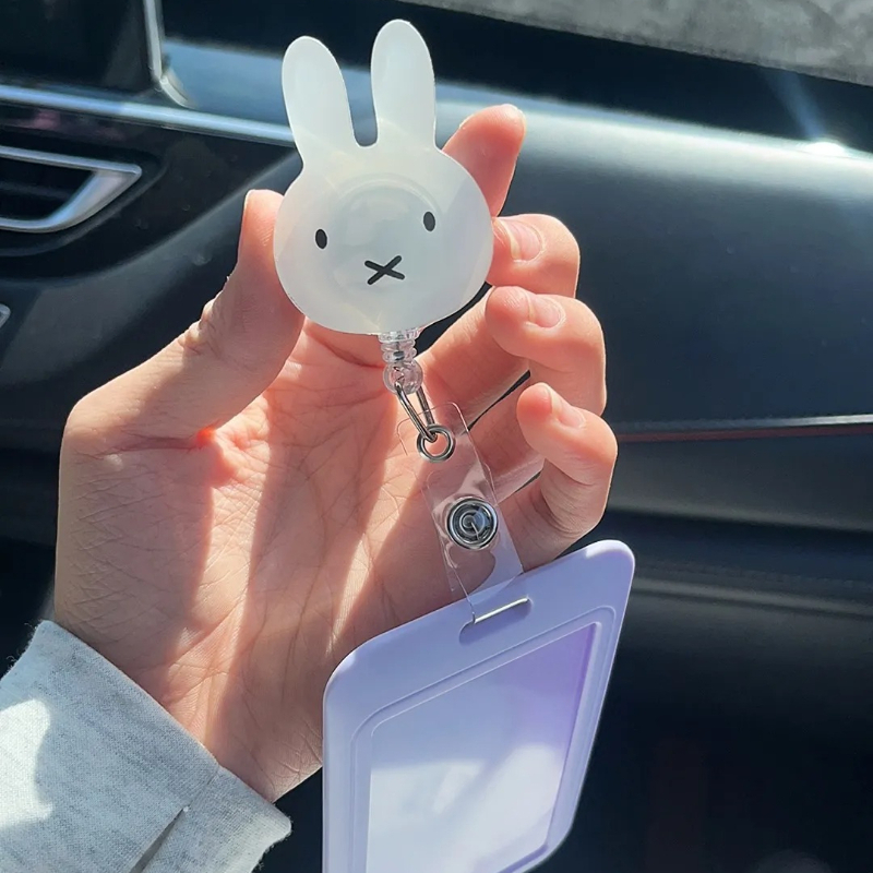 Porta-Crachá Retrátil Kawaii M - Kawaii Tech Accessories avaliação e preço